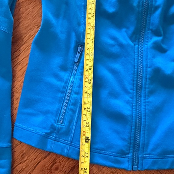 Lululemon Define Jacket - Picture 3 of 8